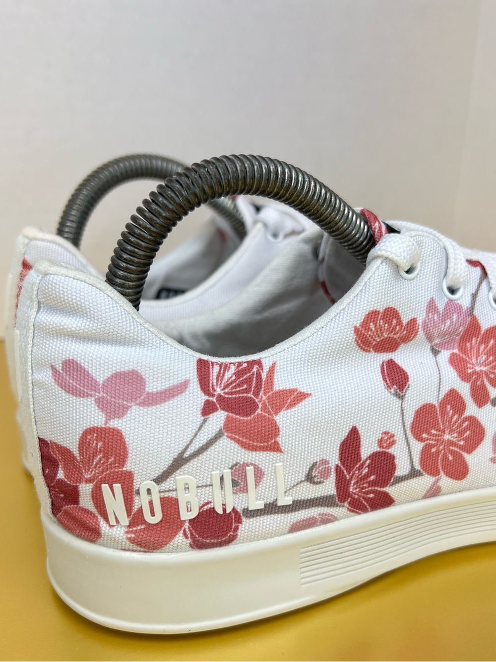Nobull Canvas Trainer Low Cherry Blossom Sneakers WMNS 8.5 Very Clean NO INSOLES - Picture 6 of 15